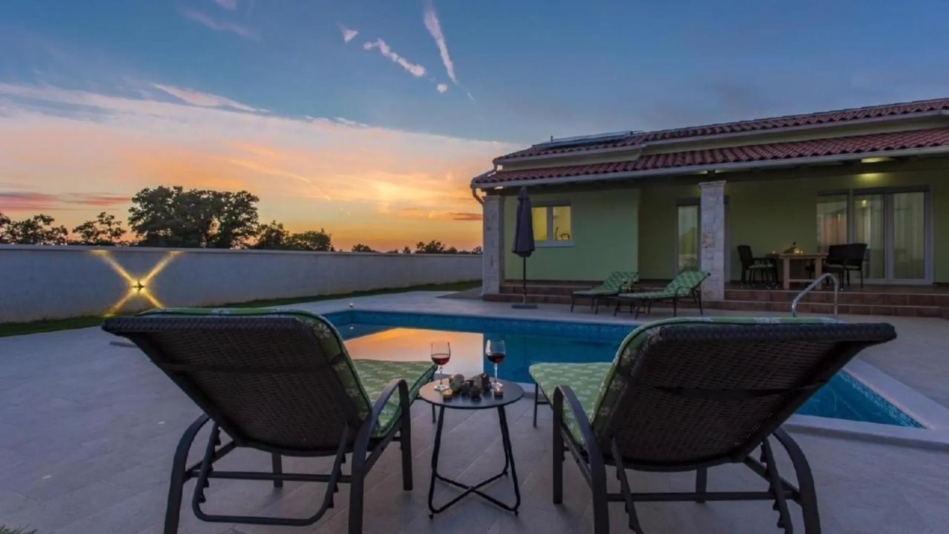 펜션 Schoene Villa Mit Privatem Pool Im Dorf Štokovci